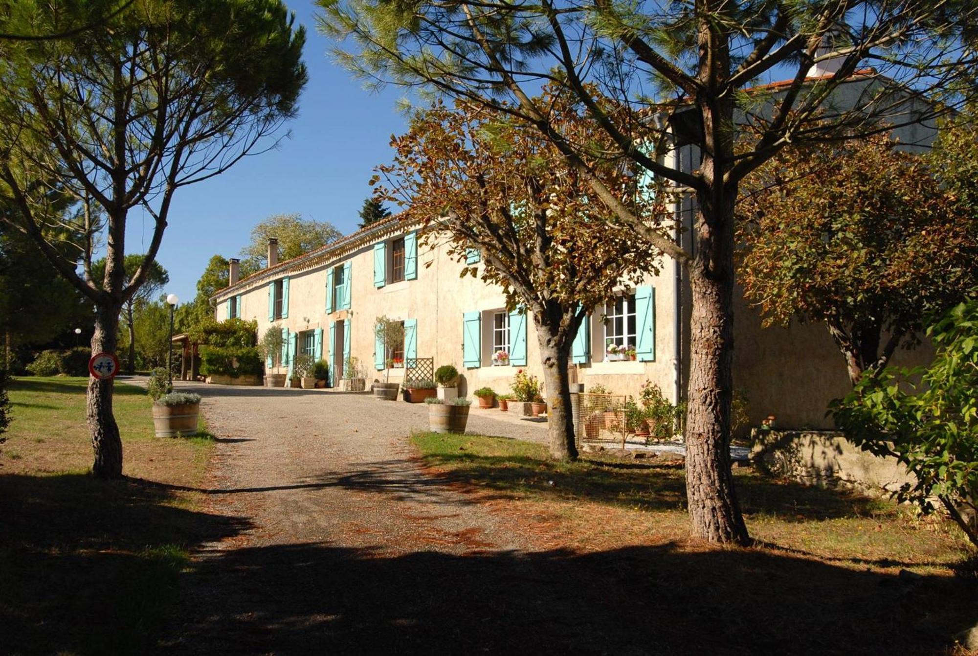 Villa Domaine Saladry à Villepinte  Extérieur photo