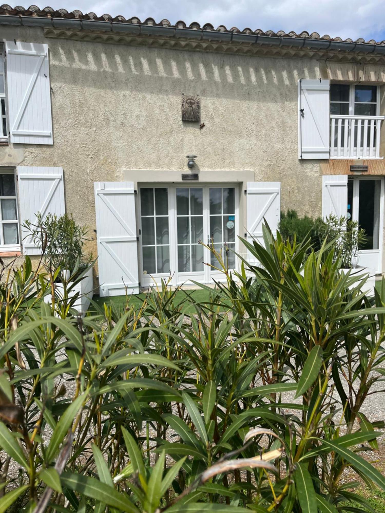 Villa Domaine Saladry à Villepinte  Extérieur photo